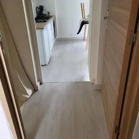 Au Rdc D'une Charmante Maison アパート