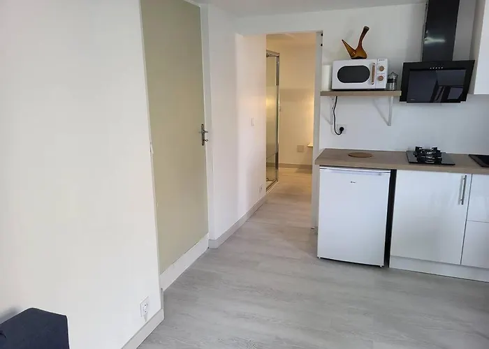 Au Rdc D'une Charmante Maison Apartament *