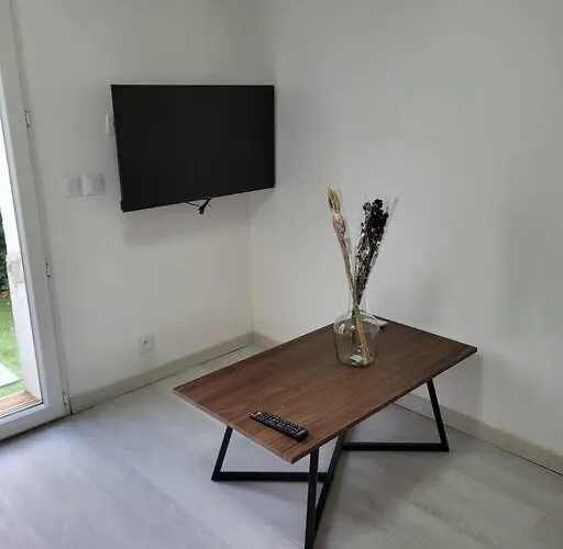 Apartament Au Rdc D'une Charmante Maison Saint-Cyprien (Pyrenees-Orientales)